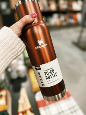 Termo STANLEY Aventure TO-GO BOTTLE 1lts Terracota